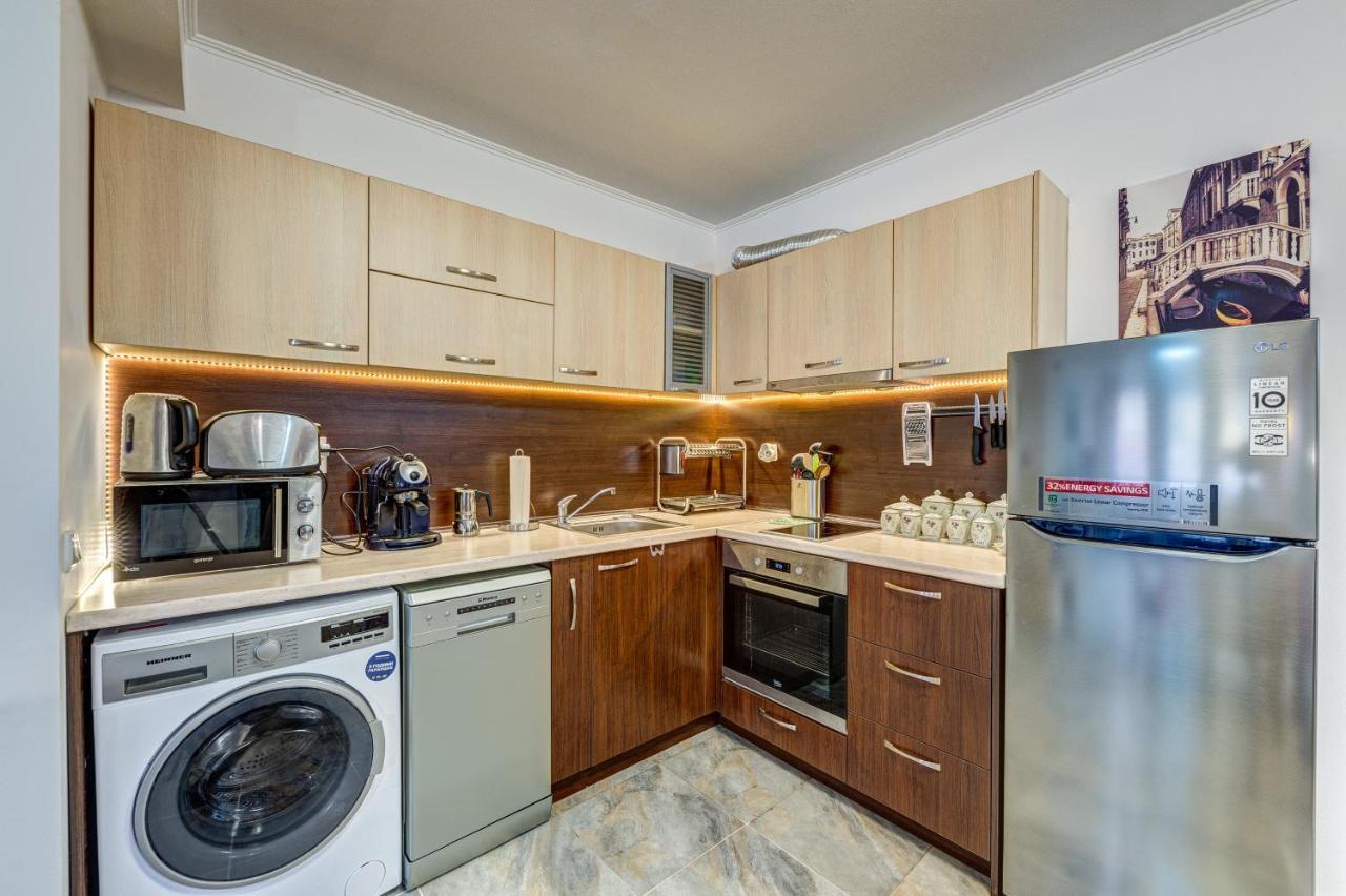 פמפורובו Bright And Spacious 2-Bdr Apartment With Balcony By Flat Mаnager מראה חיצוני תמונה
