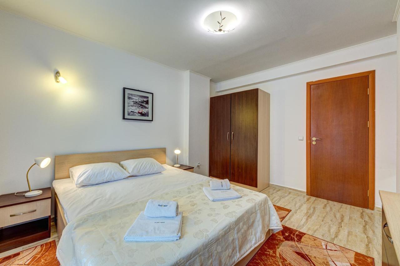פמפורובו Bright And Spacious 2-Bdr Apartment With Balcony By Flat Mаnager מראה חיצוני תמונה